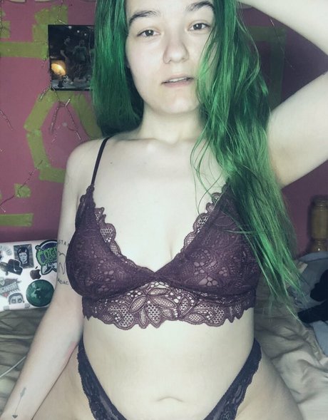 pixxxiebelle strip onlyfans