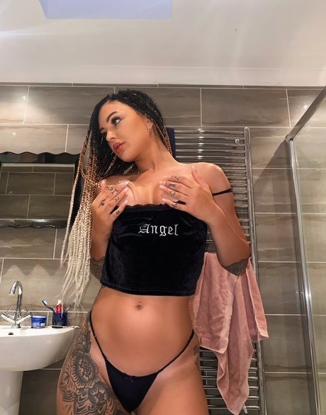 emilypaigexx onlyfans leake