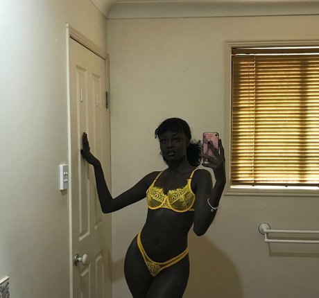 Anyang Deng nudes onlyfans leaks