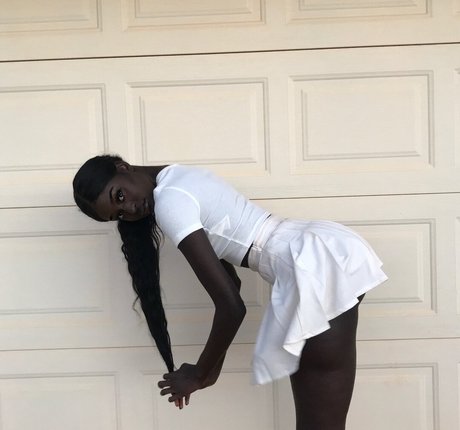 Anyang Deng leaked onlyfans sex tape