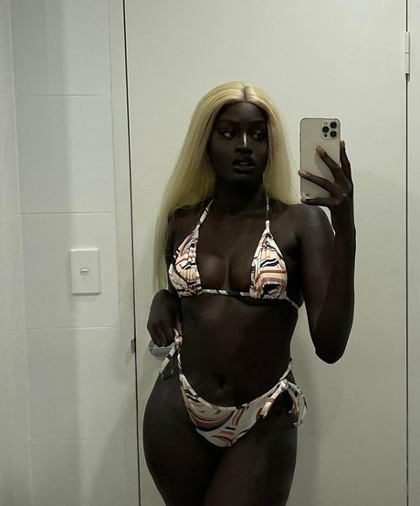 Anyang Deng only fans leaks