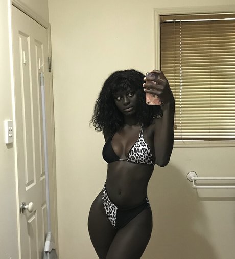 Anyang Deng leaked onlyfans nudes