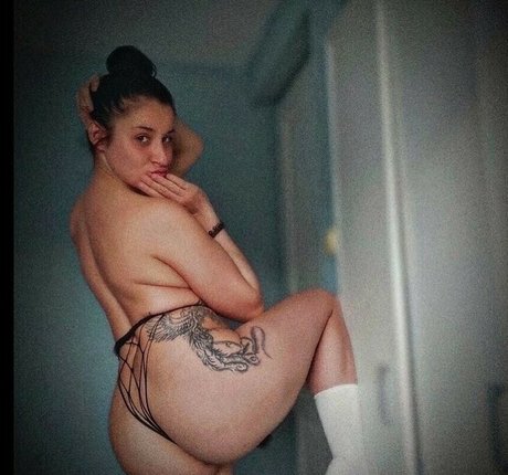 Jovana Jovancevic onlyfans topless