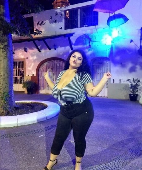 China Pocket onlyfans boobs