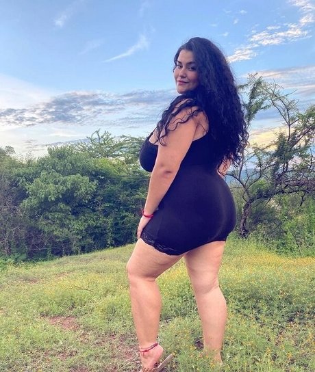 China Pocket onlyfans model