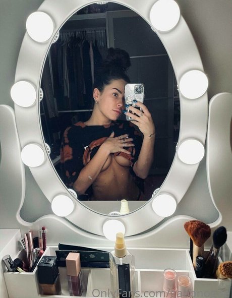 amateur threesome onlyfans art naked archive