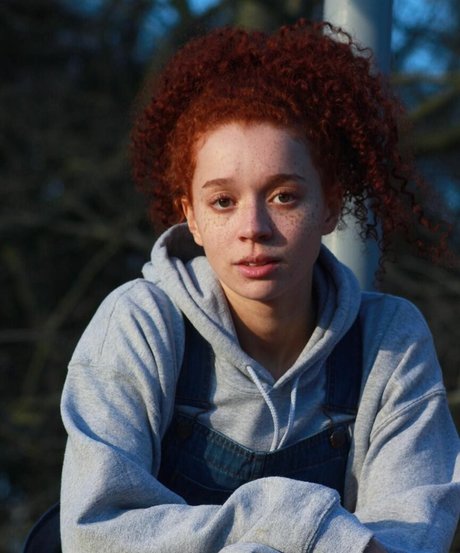 Erin Kellymen onlyfans leaked tits