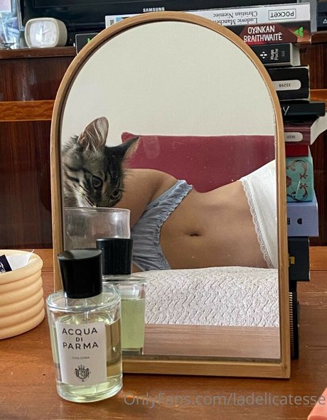 Ladelicatesse naked only fans