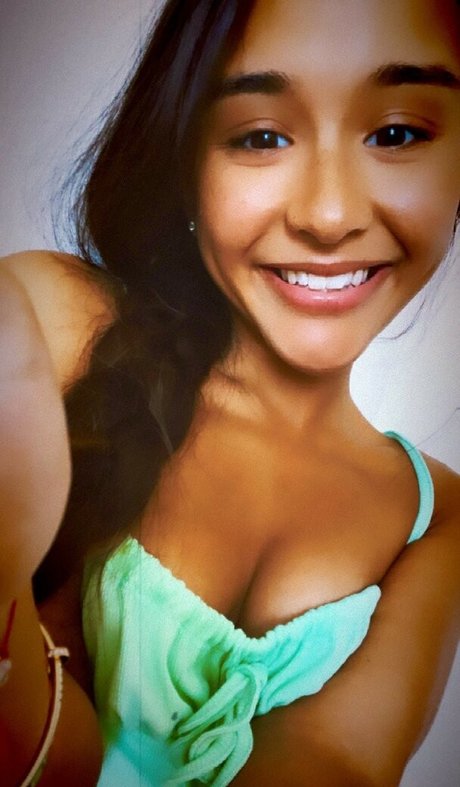 Alahna Ly onlyfans uncensored