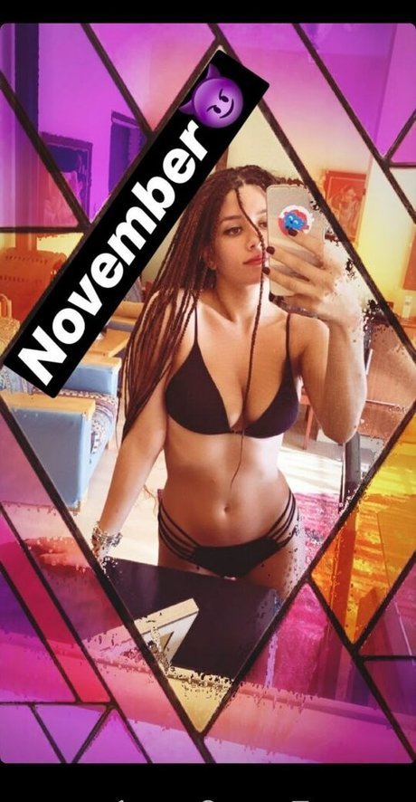 Cyn Thia Kha Lifeh onlyfans free