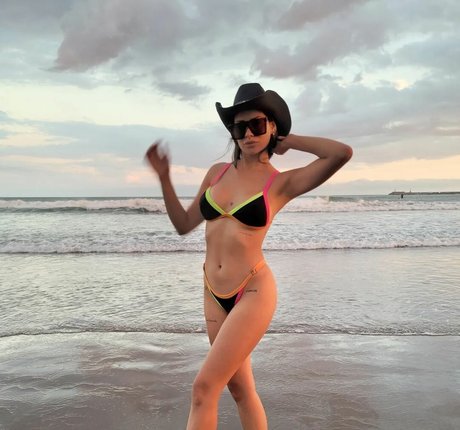 male tiktok stars onlyfans pornographic pics