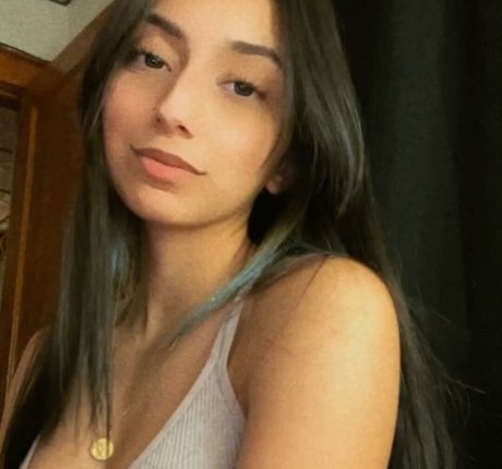 Novasith desnuda onlyfans