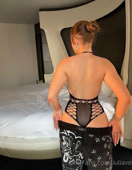 iuliavo leak only fans