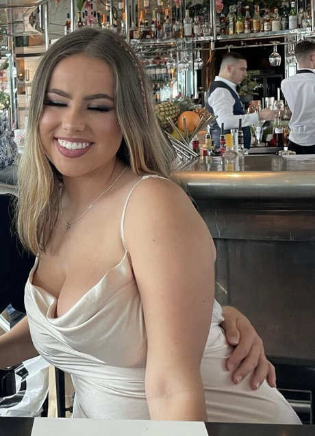 Emma Willis onlyfans free content