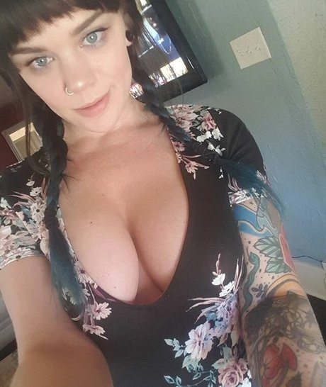 hookedondonyx xxx onlyfans