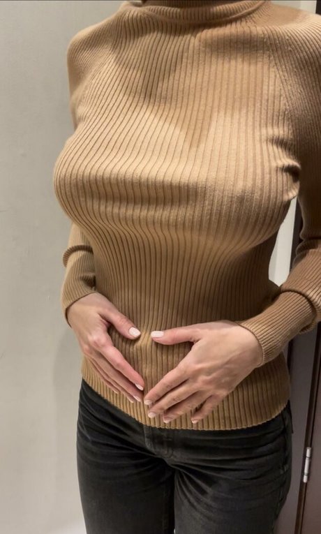 Arianadelbosco onlyfans leajs