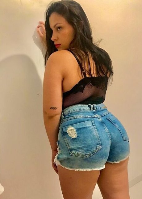 Thallyta Araujo onlyfans porn leaks