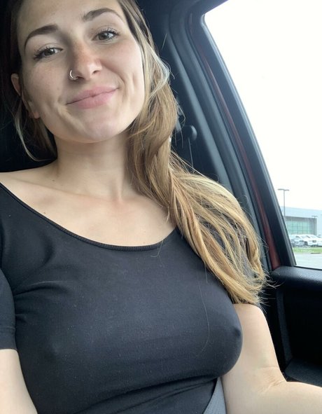 Blair Jordan onlyfans topless