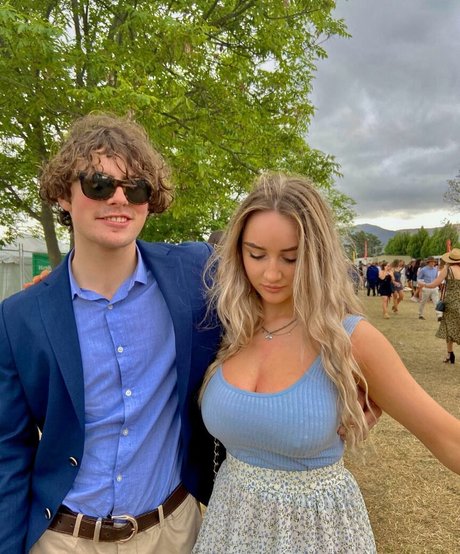 Ruby Pearl Esler onlyfans lesk