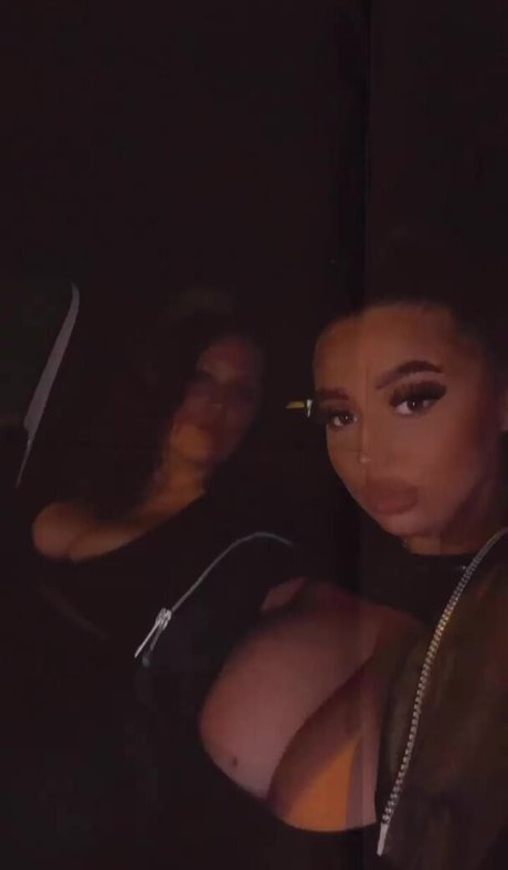 naughtybabeoxo strip onlyfans