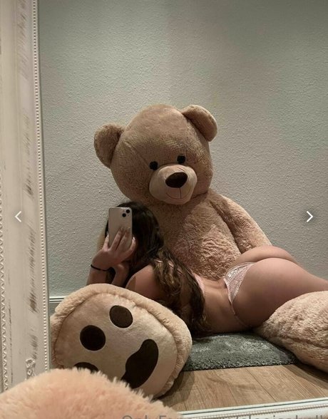 Cleo Isabell onlyfans pics leaked