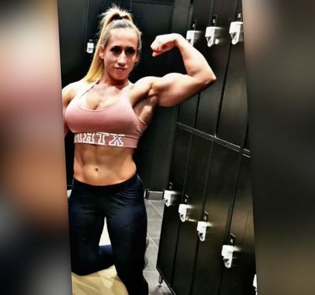 Reni Gendur onlyfans leak free