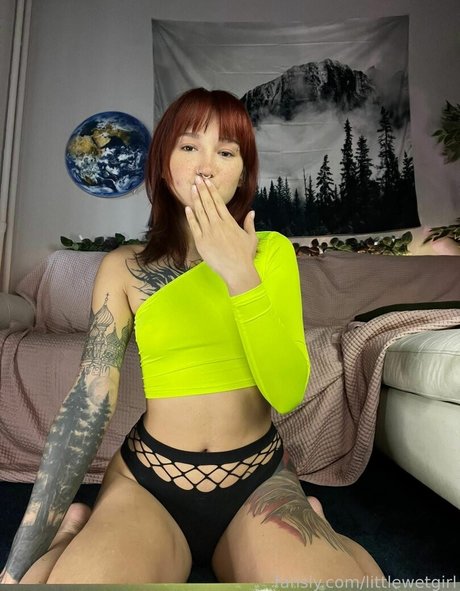 littlewetgirl pics onlyfans