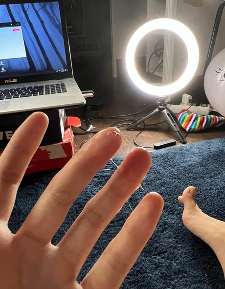 littlewetgirl onlyfans porn free