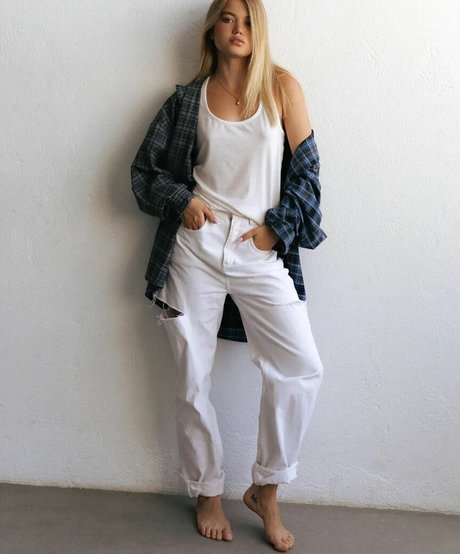 Daria Tyazkhun onlyfans nude photos