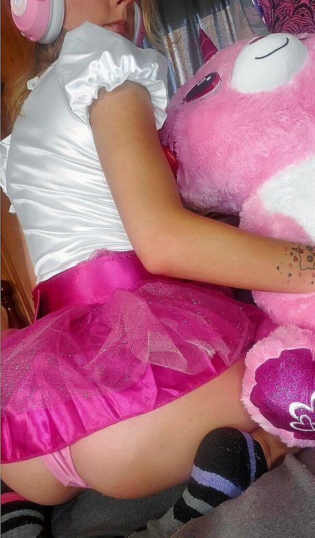 Angel Without Halo onlyfans posts