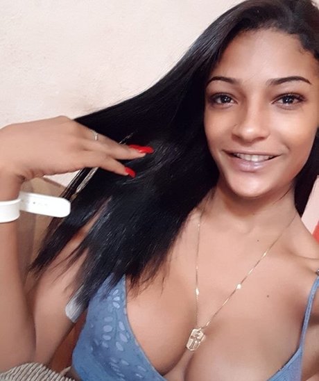 Talitinha Melk nude onlyfans pics