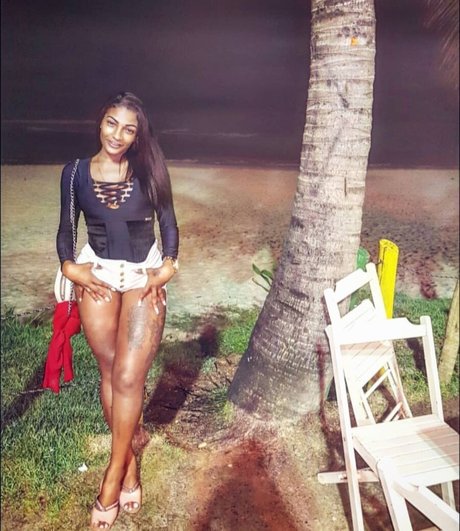 Talitinha Melk onlyfans pics