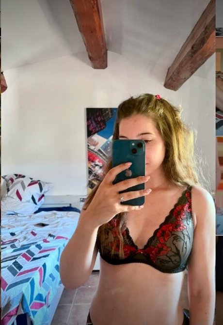 Luna Sunfire onlyfans pictures