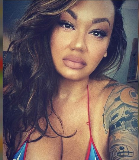 Avi Berri onlyfans pics leaked