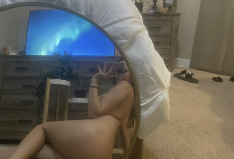 Raerobertsonn onlyfans hot