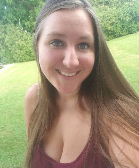 Caityy Cakesss onlyfans nude pictures