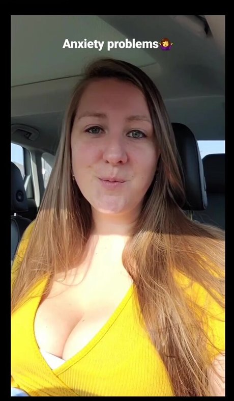 Caityy Cakesss naked onlyfans