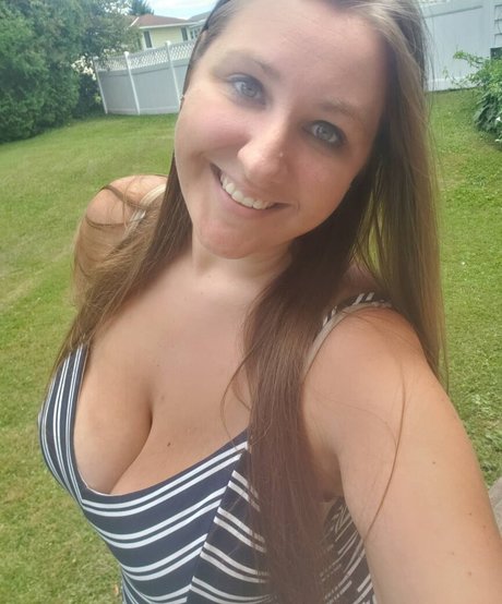 Caityy Cakesss onlyfans leak ass