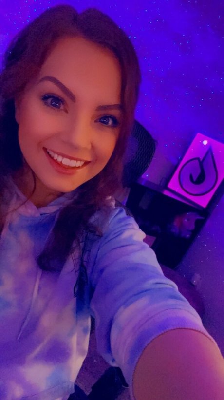 Gingy Gingerliness onlyfans sex tape