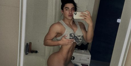 Daria Shuer onlyfans leak free