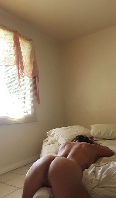 Julie K Smith onlyfans desnuda