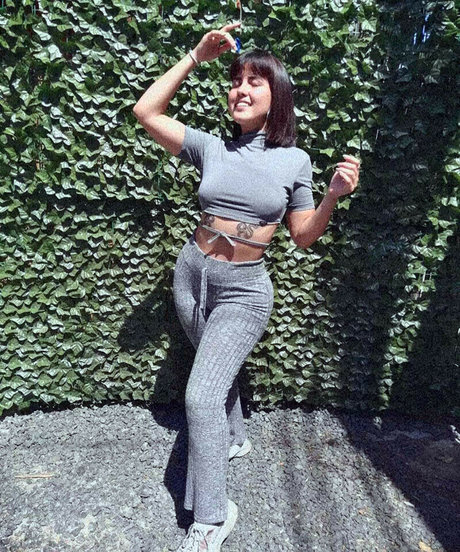 Selene Velazquez onlyfans explicit content