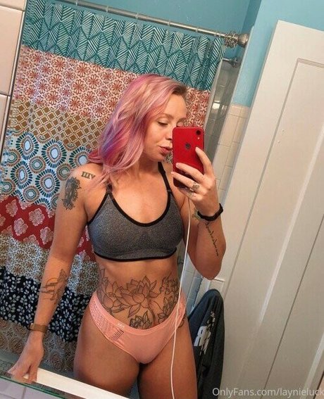 AEW Laynie Luck onlyfans posts