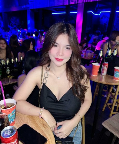 blonde deepthroat onlyfans top scan