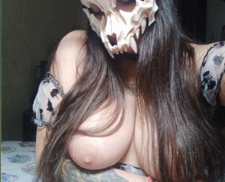 Lara Lepvs nudes only fans