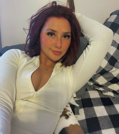 Eve Haddox onlyfans posts