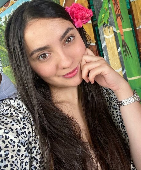 lamartinezruiz onlyfans leaks.