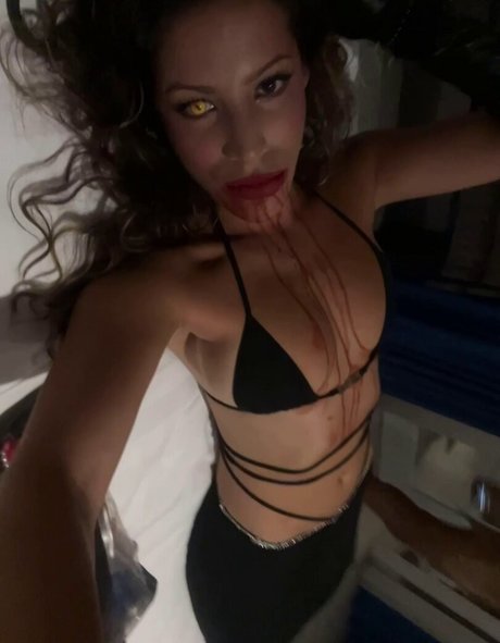 Samantha Katie James onlyfans naked leaks