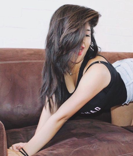 Kimberly Hdeez onlyfans nude photos