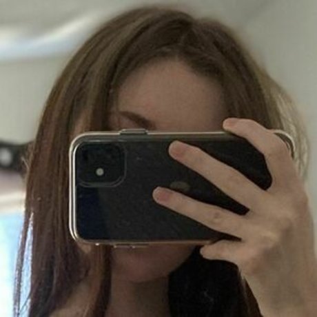 Nyctiluna on onlyfans